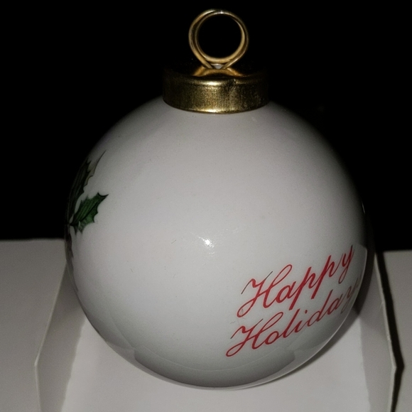 4 porcelain holiday ball ornaments customizable - Picture 6 of 7